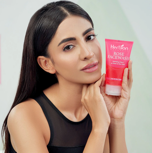 Трояндовий гель для вмивання обличчя Herbion Rose Face Wash